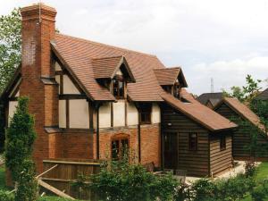 A Collingwood blend roof on a private house in Hampshire